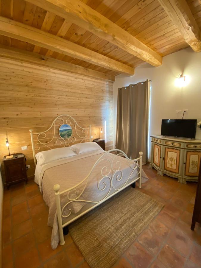 Cascina Maina Villa Diano d'Alba Luaran gambar