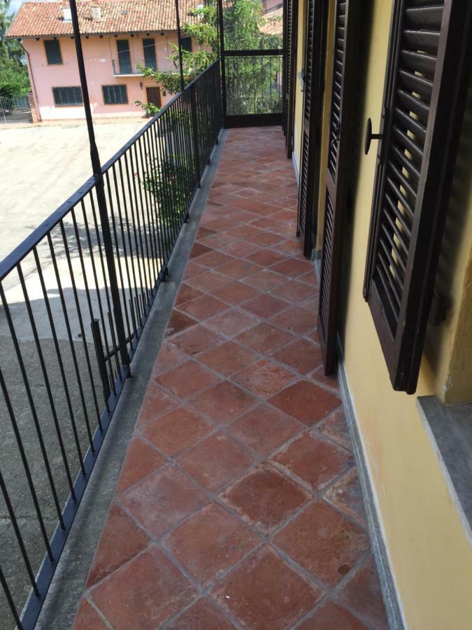 Cascina Maina Villa Diano d'Alba Luaran gambar